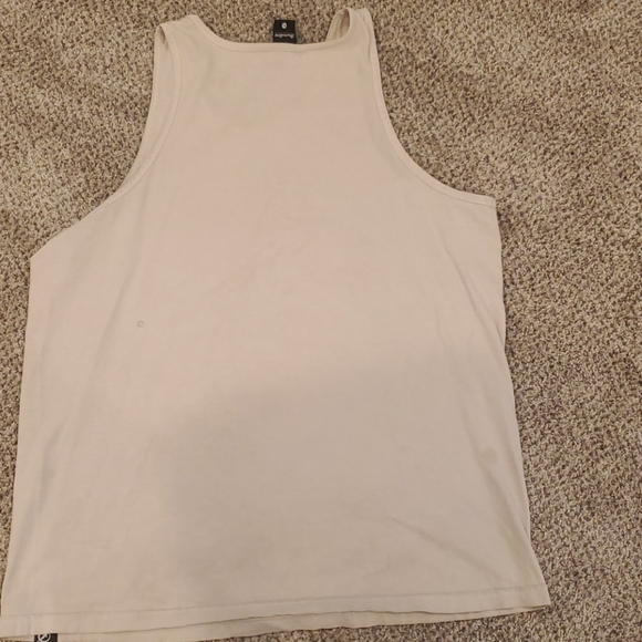 Primitive Tank - Picture 2 of 3